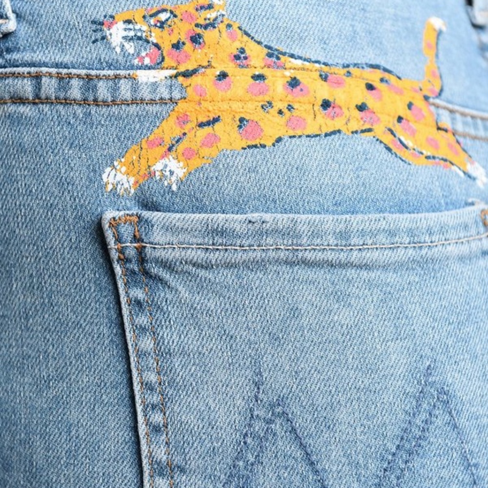 MOTHER Denim The Rascal Ankle Snippet with Tiger detail